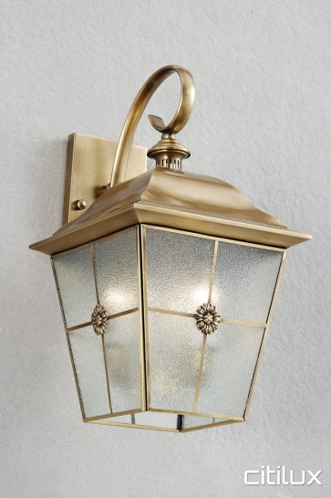 Putney Traditional Outdoor Brass Wall Light Elegant Range Citilux