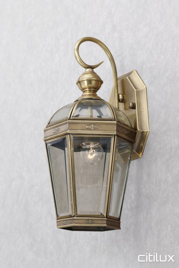 Rossmore Traditional Outdoor Brass Wall Light Elegant Range Citilux